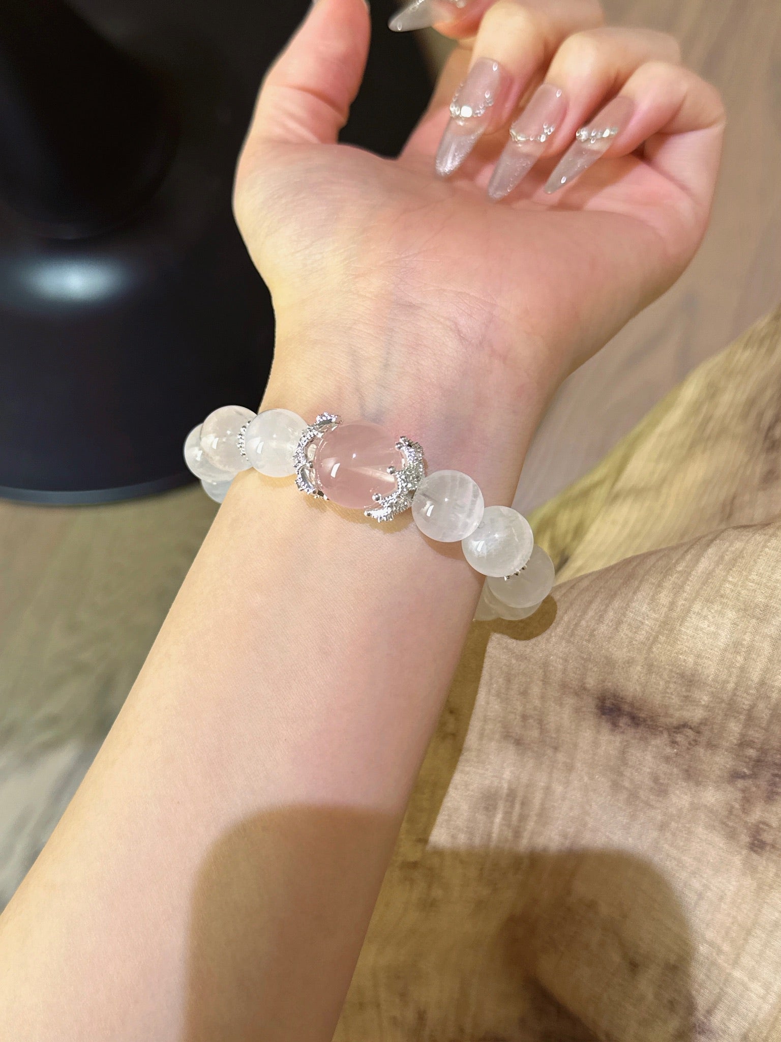 ▫️▪️ White Ghost Pink Quartz Bracelet